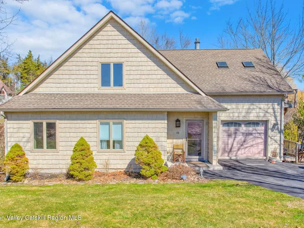 15 Strange Court #Pp28, Athens, NY 12015