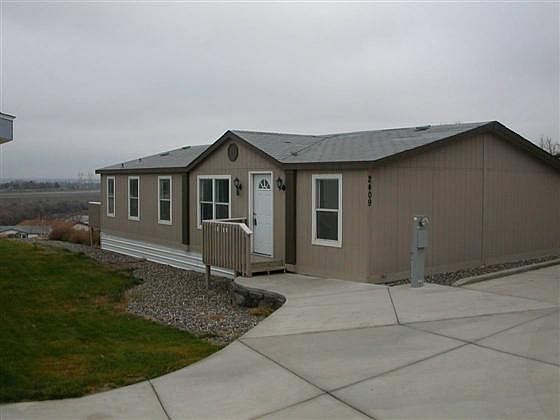 1st image of 2409 City View Dr