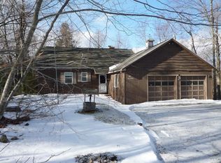 95 Slope Rd, Tolland, MA 01034