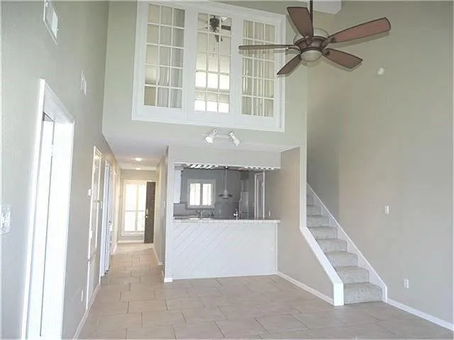 202 Lakeview Ter #H — Photo 7