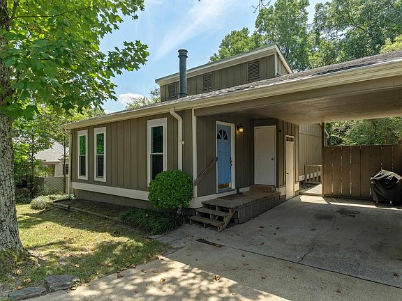 4th image of 3630 Belmont Rd