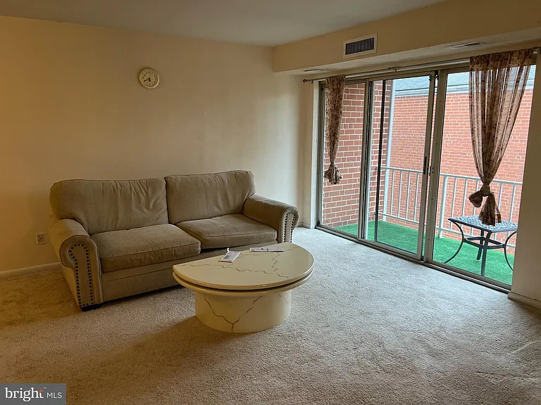 809 Red Lion Rd #B36 — Photo 2