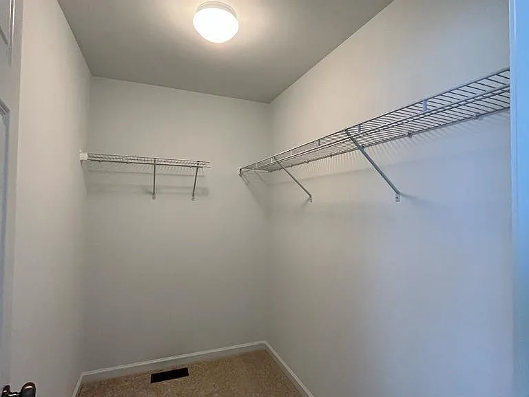 1821 Shady Ln — Photo 16