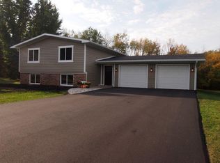 898 Highpoint Dr, Chesterton, IN 46304