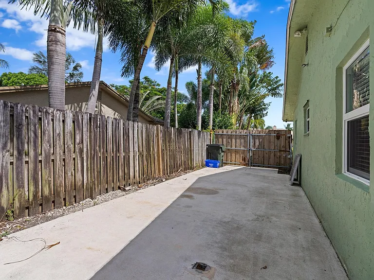2996 Cardinal Dr — Photo 16