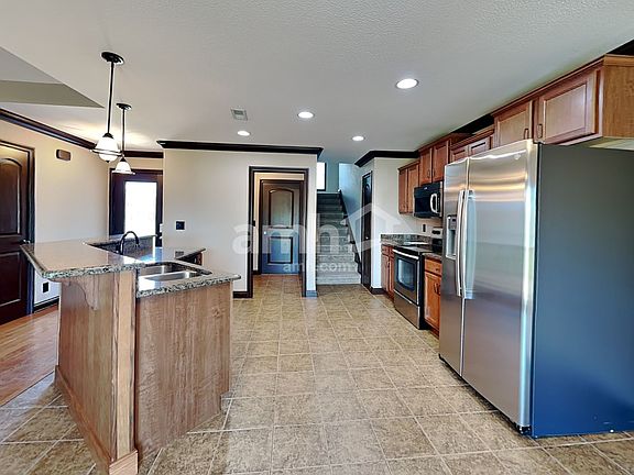4th image of 1115 Abner Dr