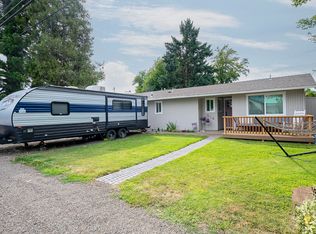 514 S Royal Ave, Eagle Pt, OR 97524