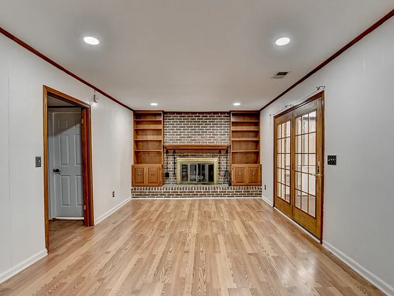 1249 Renee Dr SW #1 — Photo 22