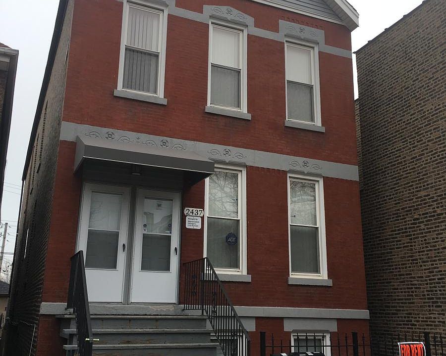 1st image of 2437 S Oakley Ave #G