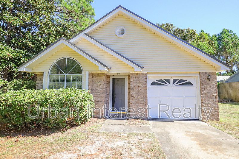 1st image of 294 Magnolia Creek Dr