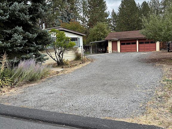 2nd image of 60916 Ashford Dr