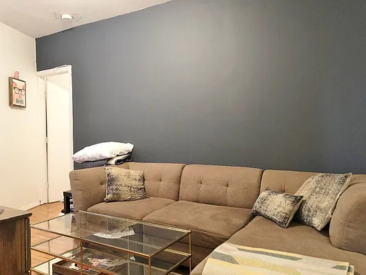 Rented by Best Apartments North Inc | media 33