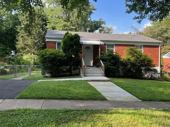11208 Ashley Dr, Rockville, MD 20852