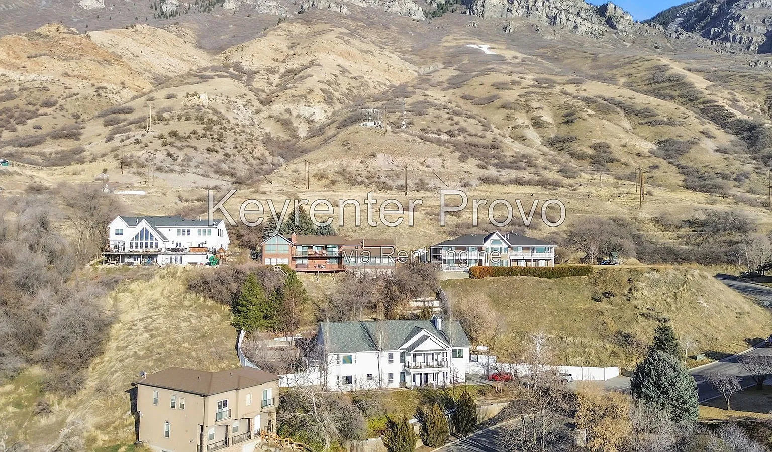 4 bed, 5.0 bath, 3996 sqft, $3,200 — Photo 3
