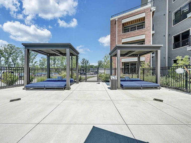 Luxe 360 on Centerpointe — Photo 62