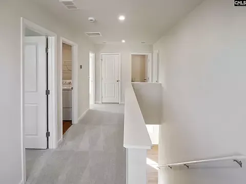 4 bed, 1903 sqft, $2,500 — Photo 3