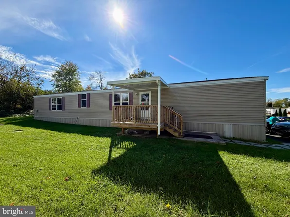 253 Chesapeake Est #253, Thomasville, PA 17364