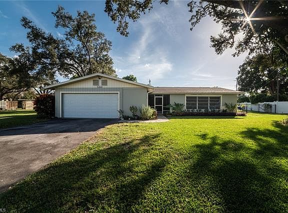 2nd image of 1418 San Roberto Cir