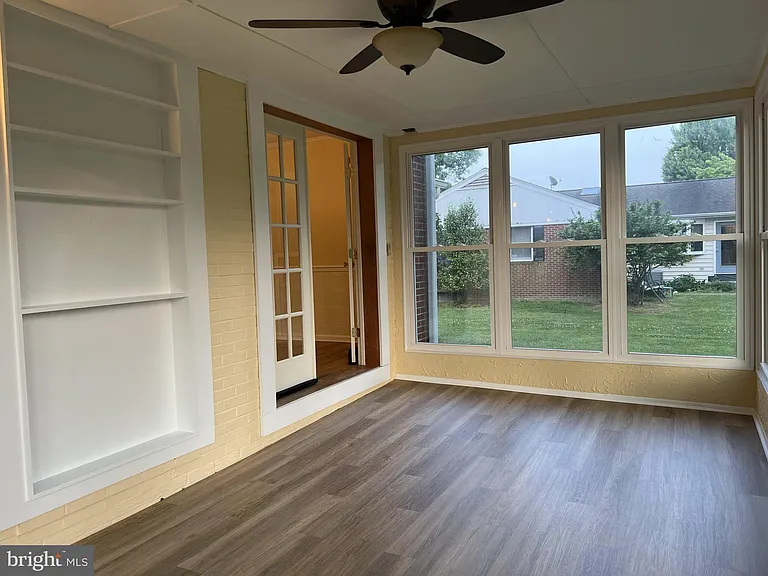 104 Cedar St — Photo 6