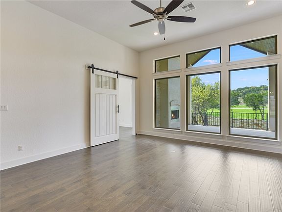 3rd image of 133 Drennan Ln