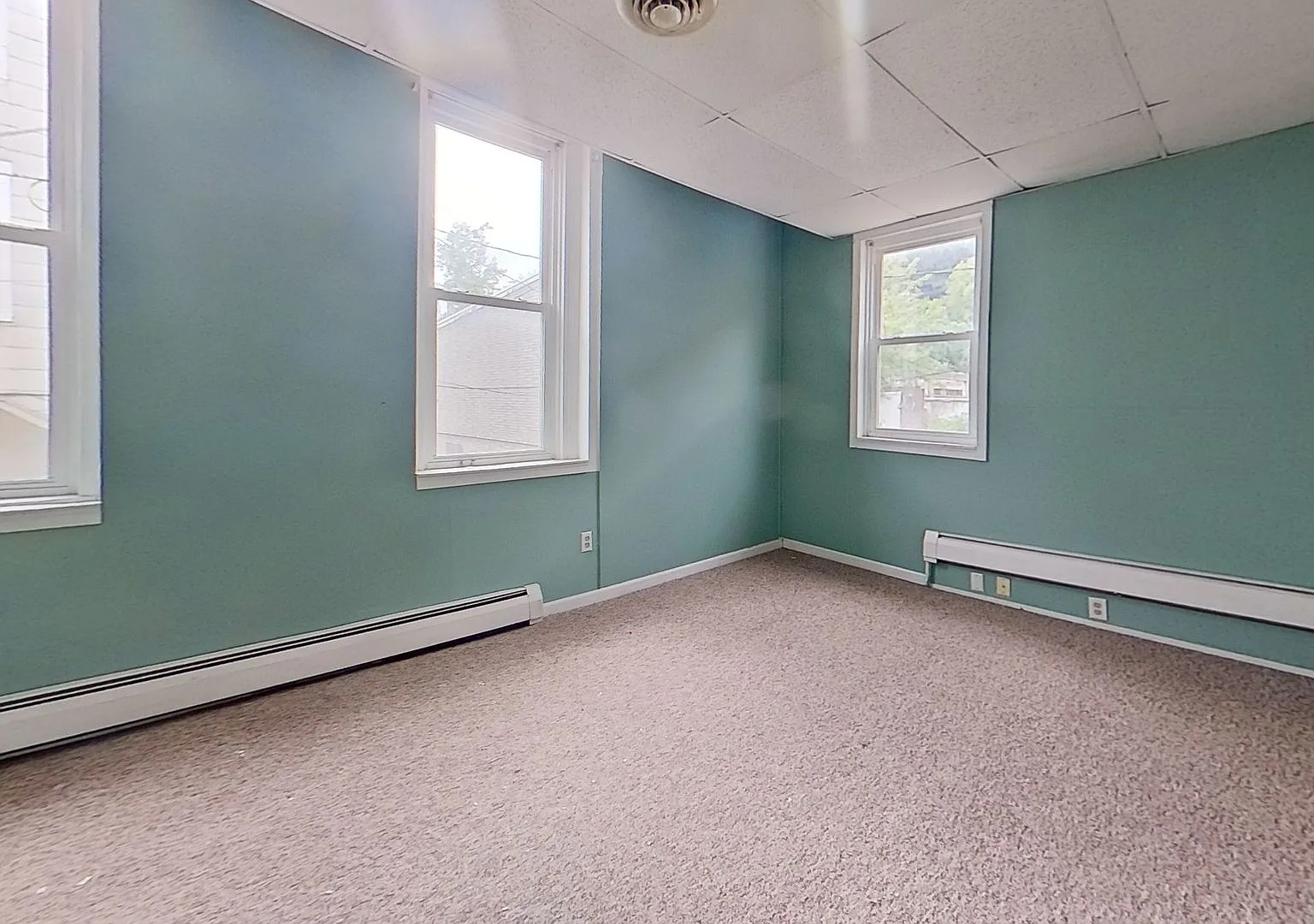 Renovated Two Bedroom Apartment in Glen Rock — Photo 4