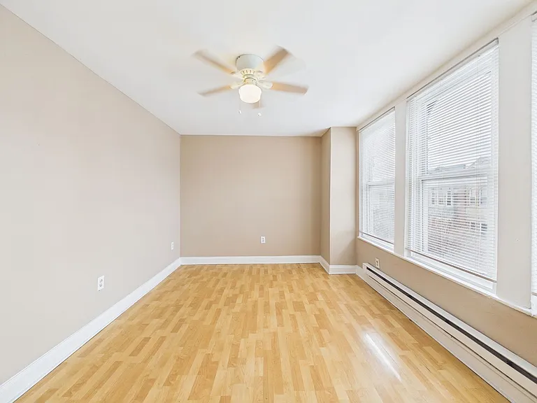 207 S 60th Street — Photo 16