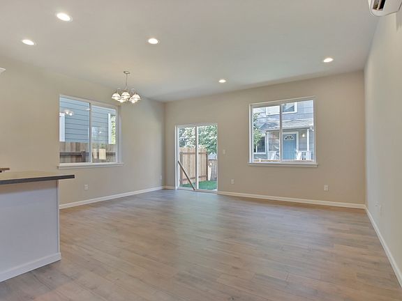 5th image of 11306 Park Ave S