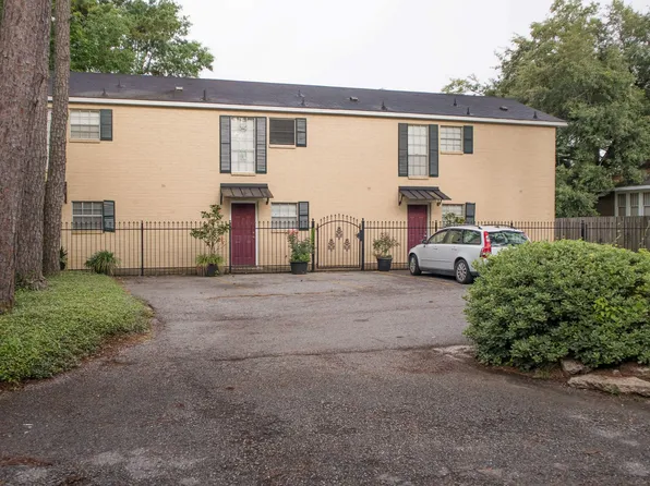 1BR, 1BA Studio apartment in the heart of MidCity, 322 Steele Blvd APT 5, Baton Rouge, LA 70806