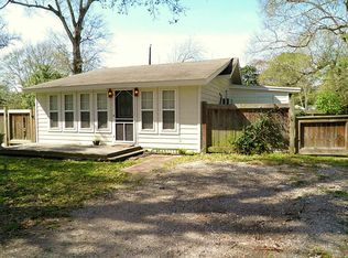 5002 Charles St, Seabrook, TX 77586