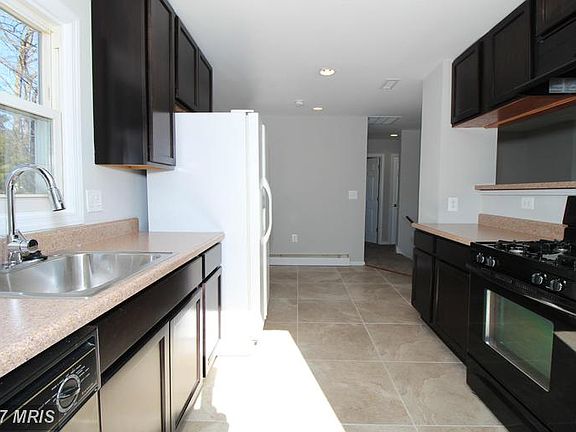 3rd image of 3918 Forestdale Ave