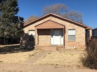 1707 Grant St, Levelland, TX 79336