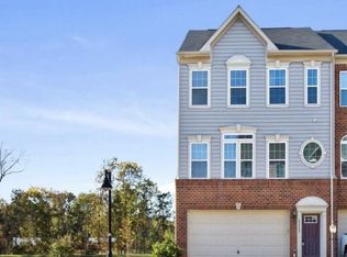22889 Lacey Oak Ter, Sterling, VA 20166
