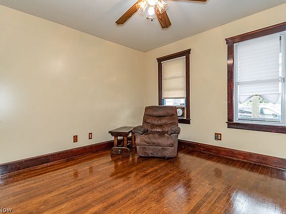 3rd image of 1743 E 33rd St