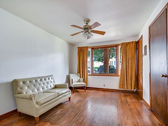 2nd image of 3731 S Winchester Ave