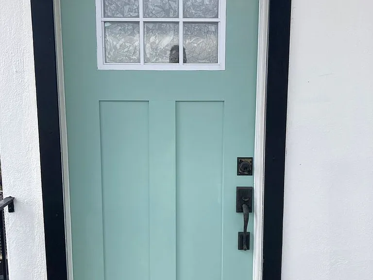3826 Winona Ave, Contemporary upgrades and off-street parking — Photo 18