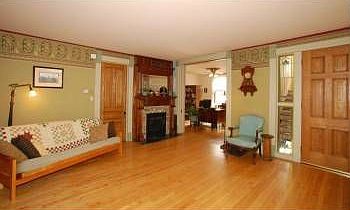 2nd image of 102 E Vine St