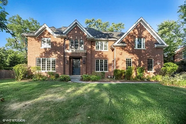 1617 Meadow Ln photo 1