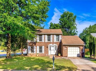 2000 Dawnee Brook Trl N, Chesapeake, VA 23320