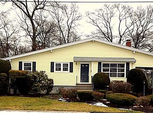 10 Scally Cir, Randolph, MA 02368