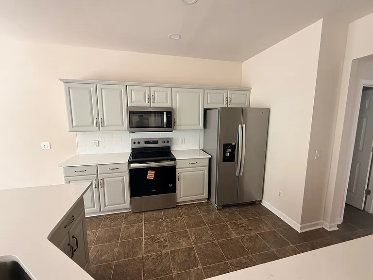 11224 Cypress View Dr — Photo 10