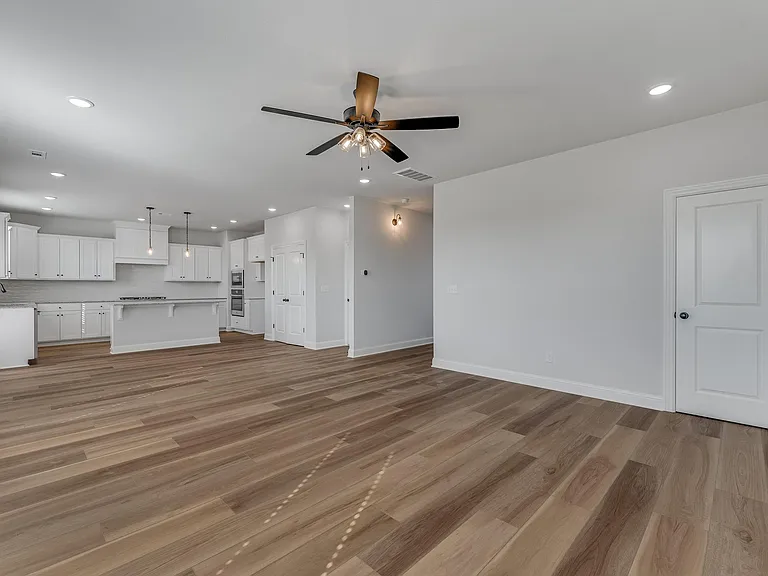 4902 SW Juneberry St — Photo 7