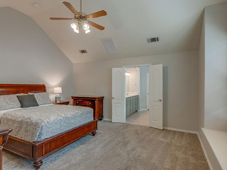 6008 Frost St — Photo 17