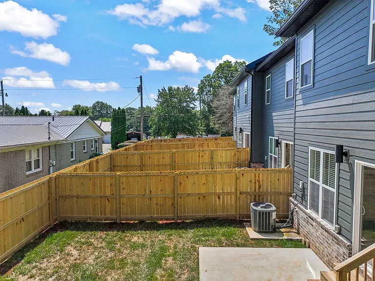 217 S Porter St — Photo 24