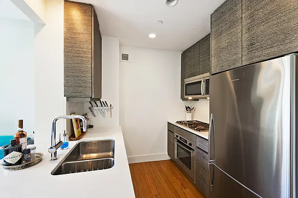 Rented by Compass | media 7