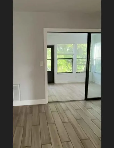 2130 Bancroft Pl #E — Photo 13