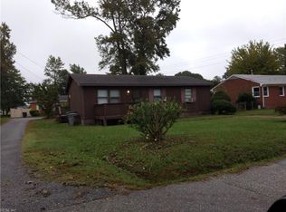 24 Franktown Rd, Hampton, VA 23663