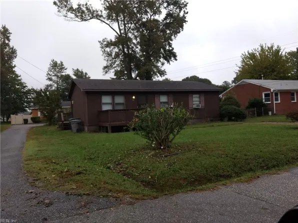 24 Franktown Rd, Hampton, VA 23663