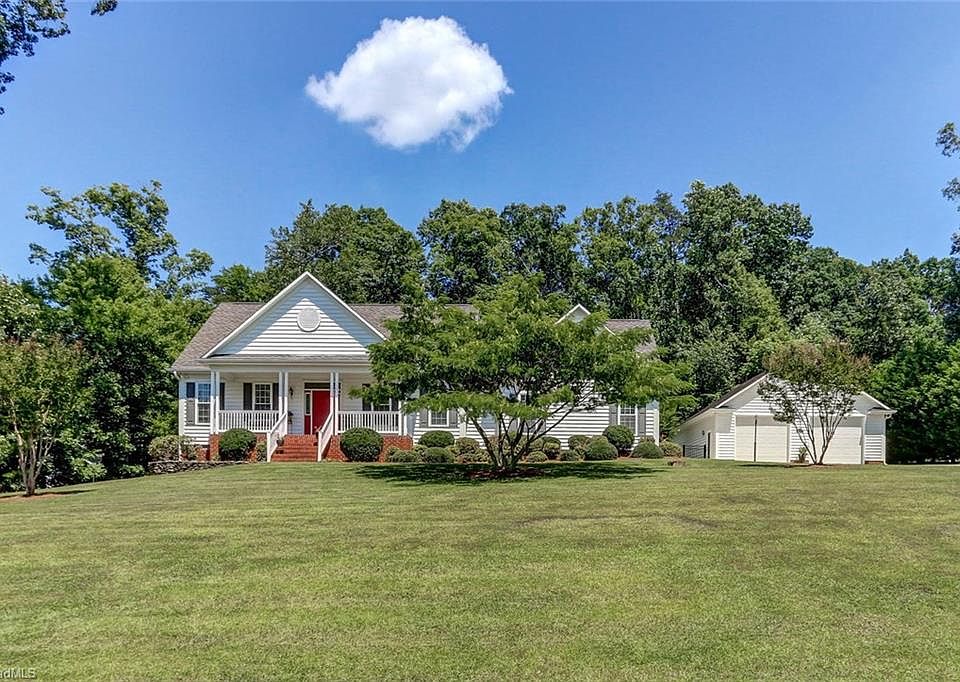 1st image of 170 Shagbark Dr