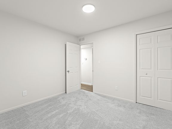 2nd image of 1063 York St #1