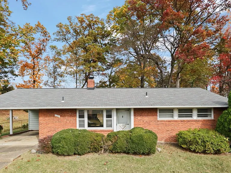 5321 Ravensworth Rd — Photo 2